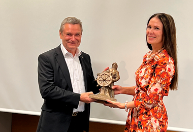 Minister of Transport and Communications Ms Lulu Ranne and captain Mr Matti Aaltonen